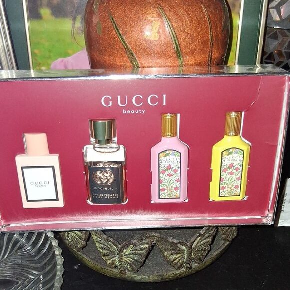 NWT Gucci Beauty Women's Mini Fragrance Set - Picture 2 of 3